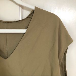Everlane V-Neck Green Top